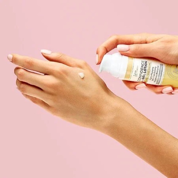 IT Cosmetics CONFIDENCE IN A GEL LOTION MOISTURIZER • IT Cosmetics Skincare - Picture 5 of 5